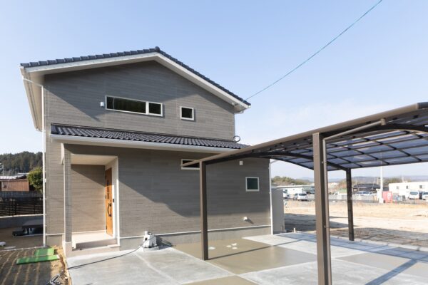  オシャレな外観にするコツ教えます   アイフルホーム | イワナミ 岩国市柳井市益田市浜田市の注文住宅