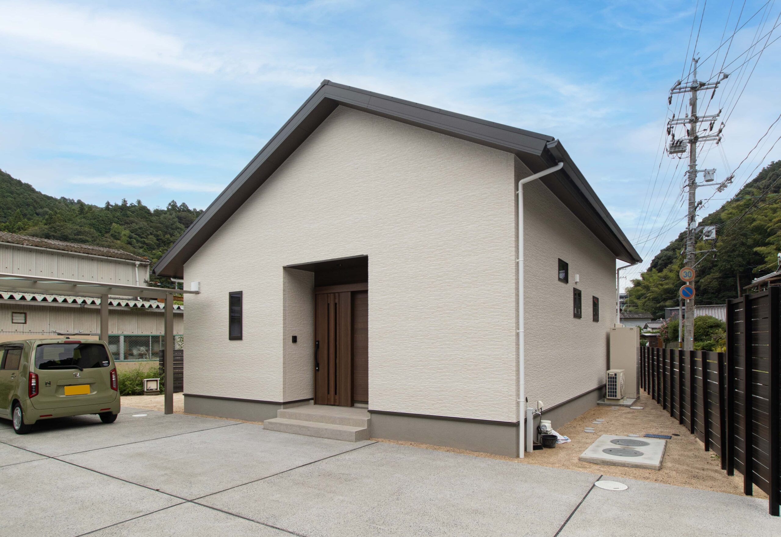  夫婦ふたりの理想の暮らし小さな平屋がセカンドライフに選ばれる理由   アイフルホーム | イワナミ 岩国市柳井市益田市浜田市の注文住宅