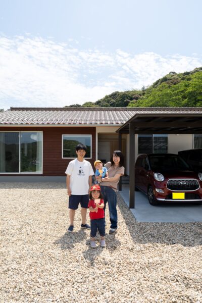  4LDK×41坪｜色素材光にこだわった中庭のある家 完成見学会   アイフルホーム | イワナミ 岩国市柳井市益田市浜田市の注文住宅