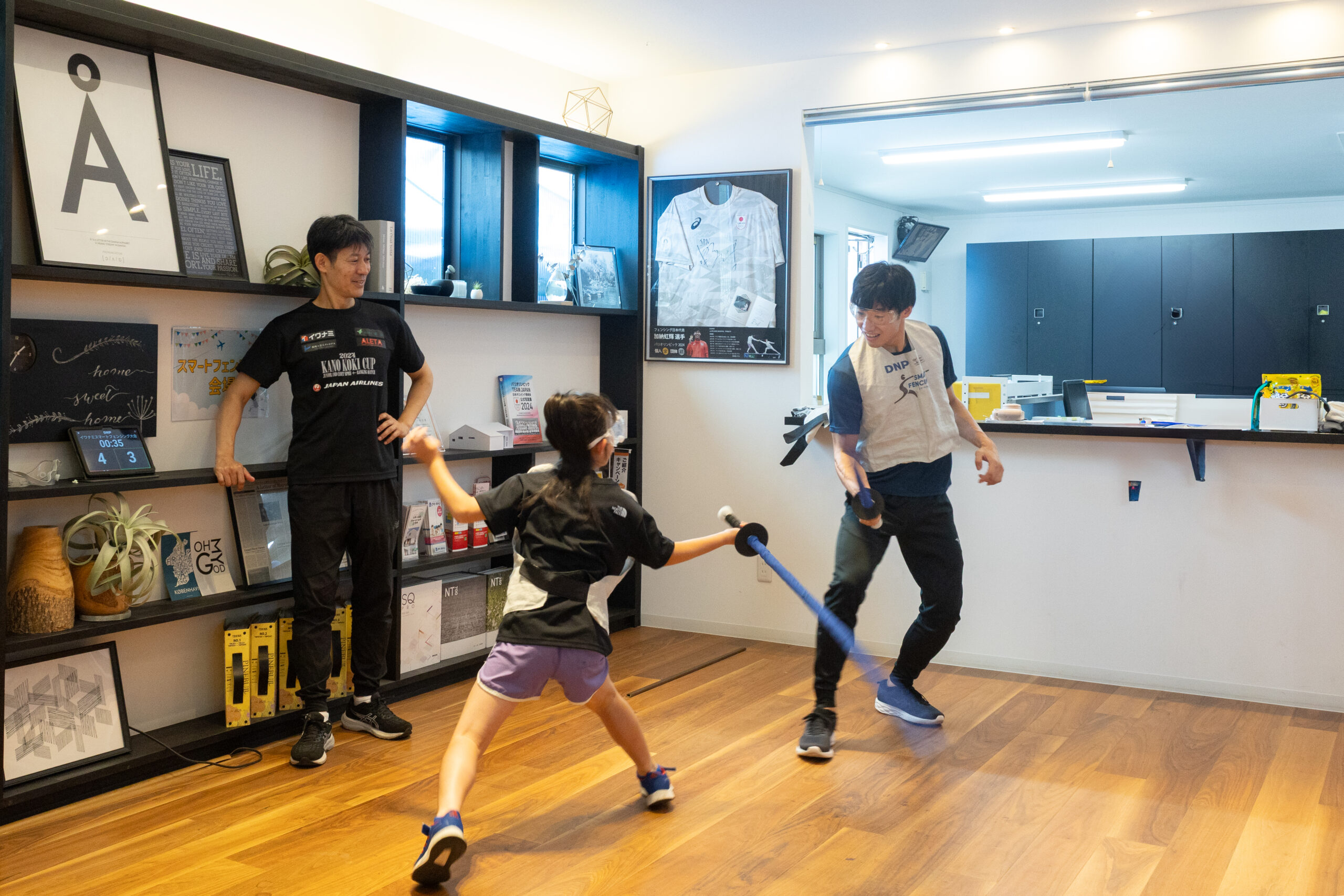 岩国店で「加納選手とフェンシングで対決！夏の住まいフェア」を開催しました🤺