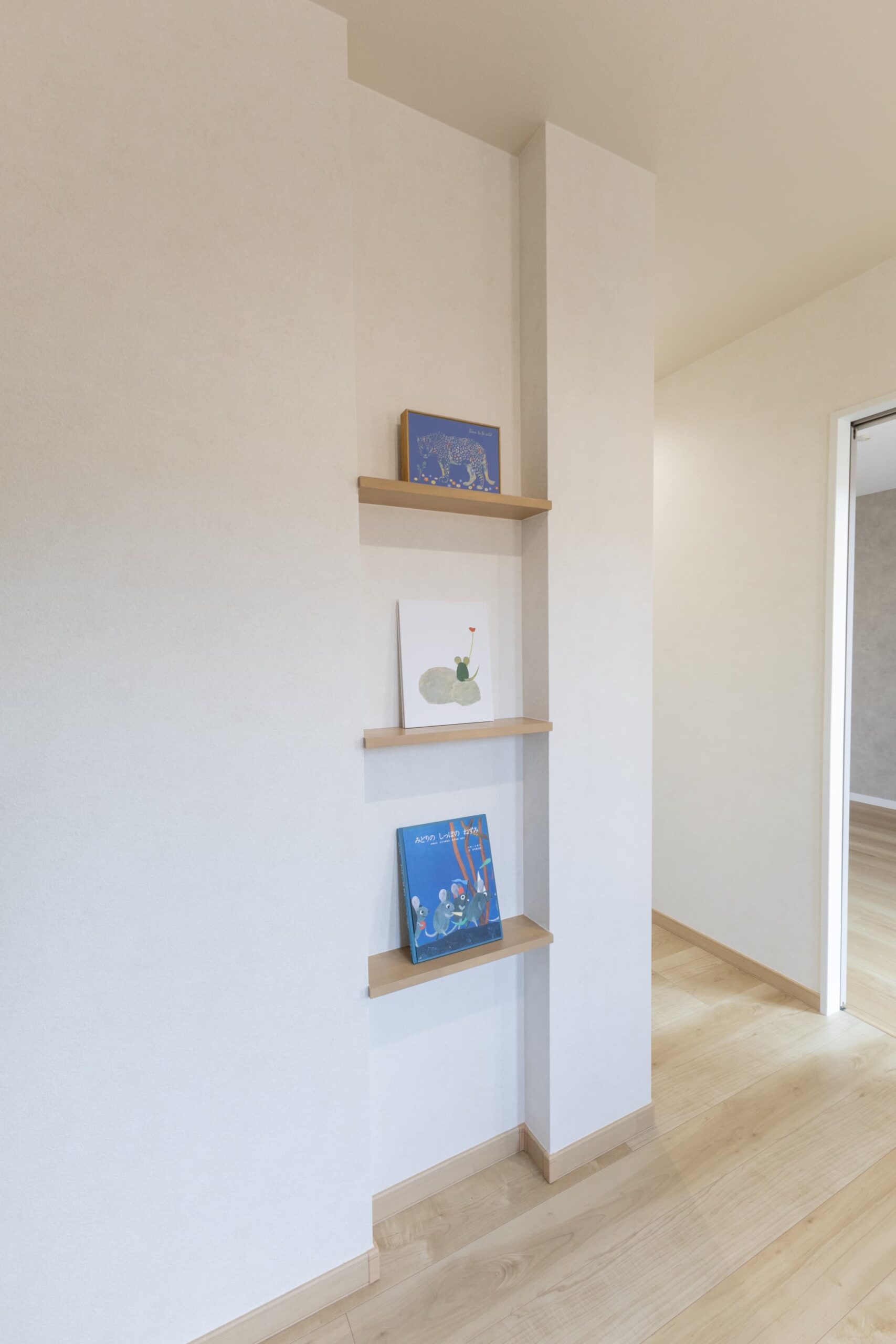 ペットと暮らす塗り壁の平屋
