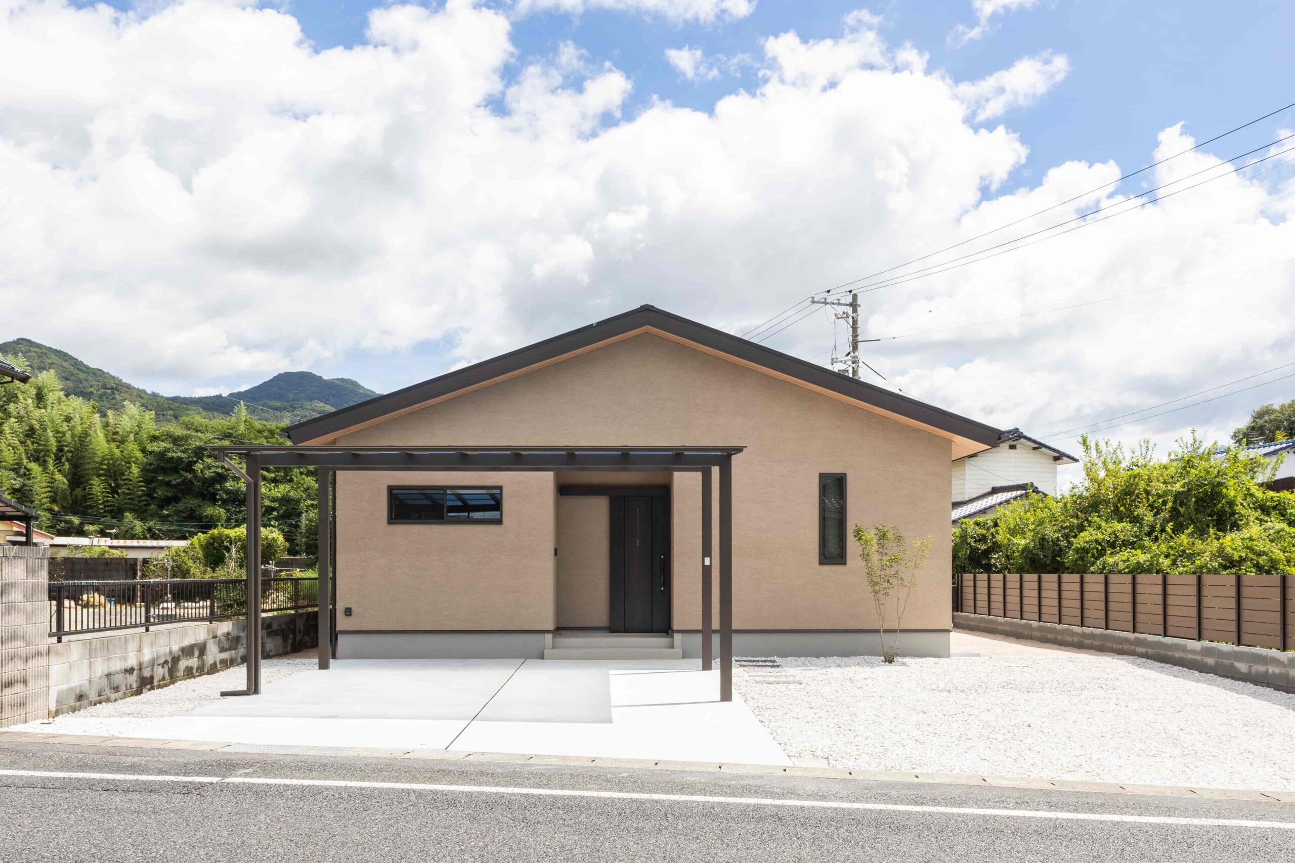 納得いくまで、いつも根気強く対応して下さった事に感謝しかありません。これから大切にここで過ごしていきます。