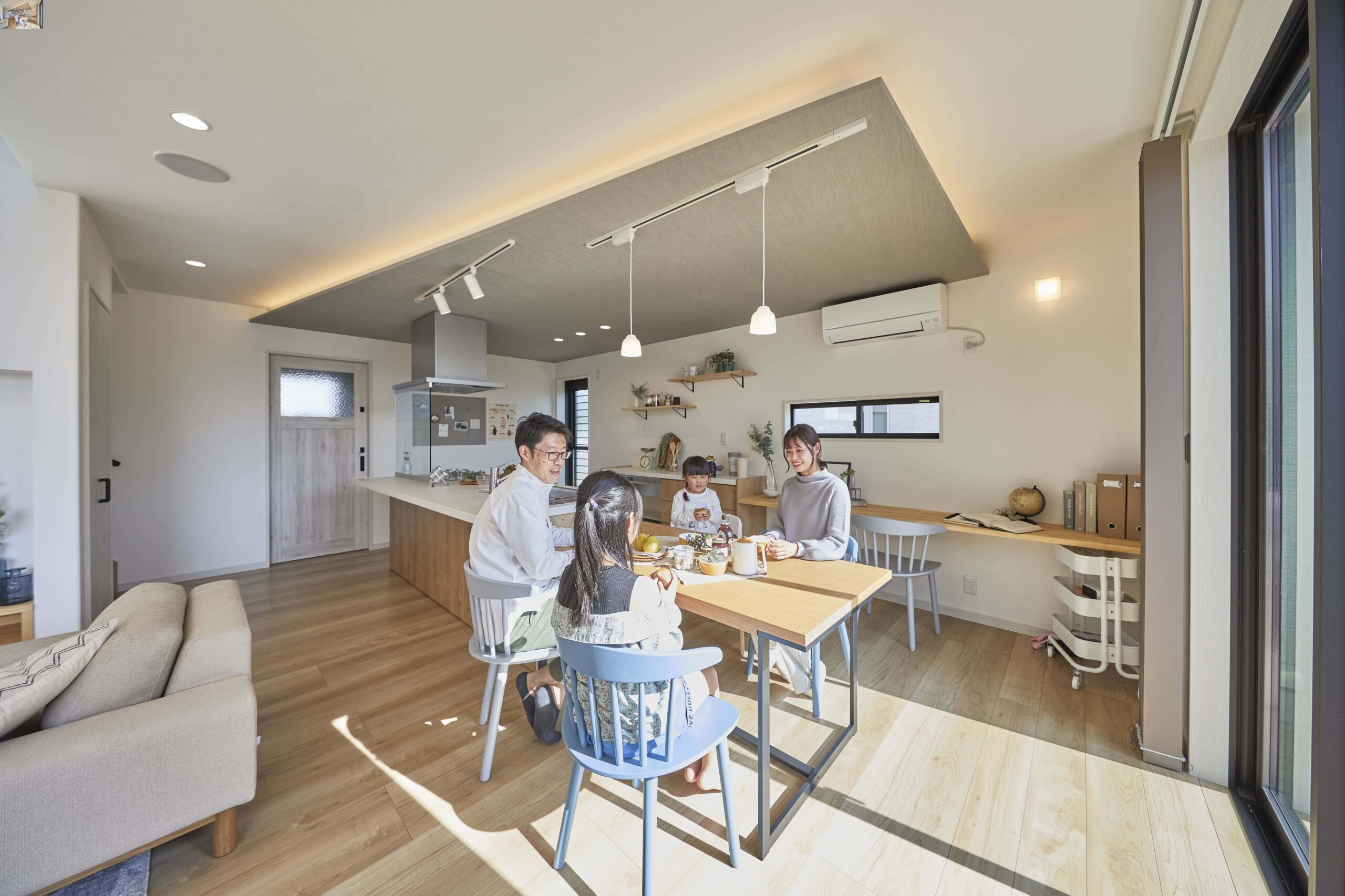  平屋2530坪は狭い広い家族構成別に見るちょうどいい平屋の広さの目安   アイフルホーム | イワナミ 岩国市柳井市益田市浜田市の注文住宅