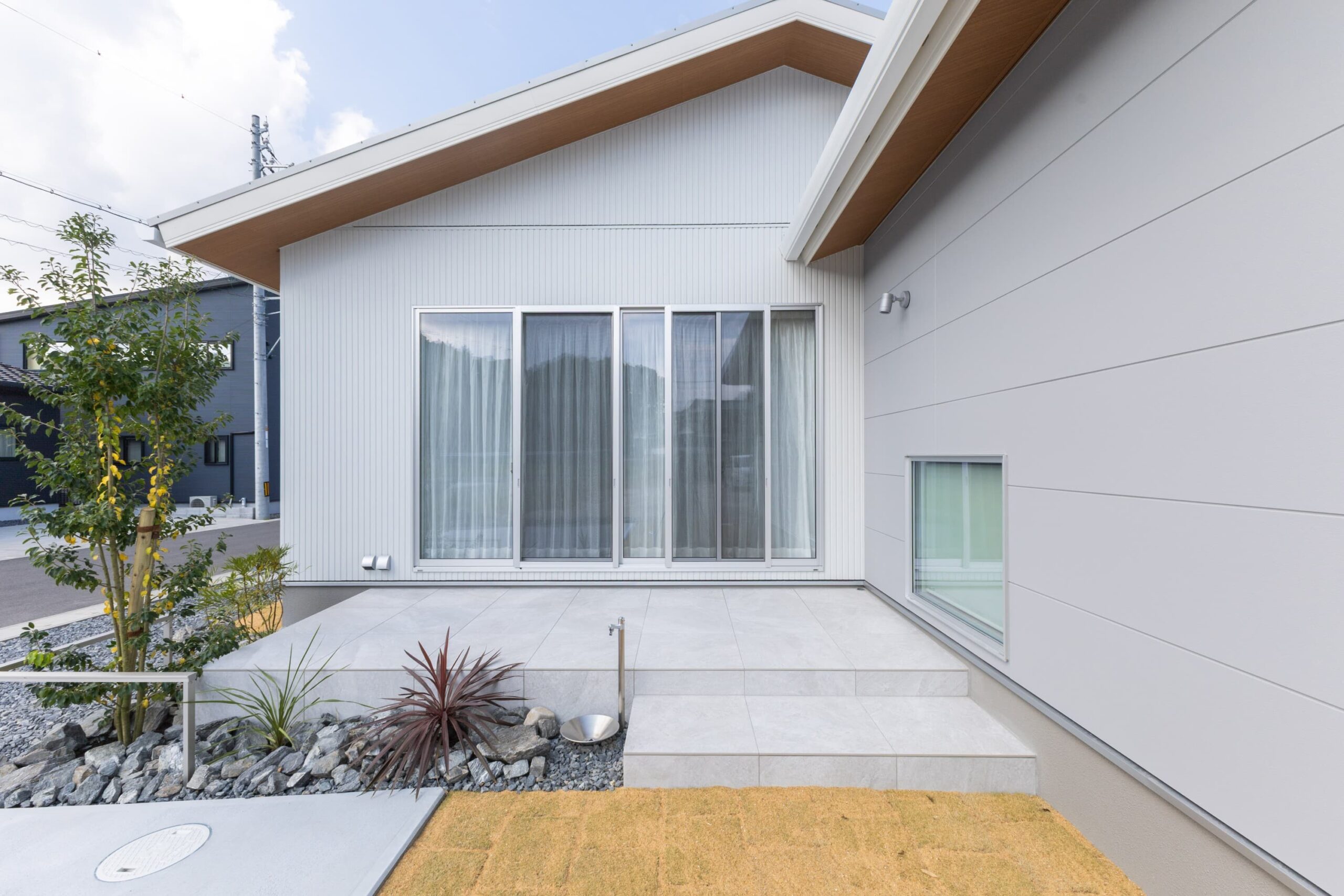 自然と暮らすシンプルナチュラルな平屋