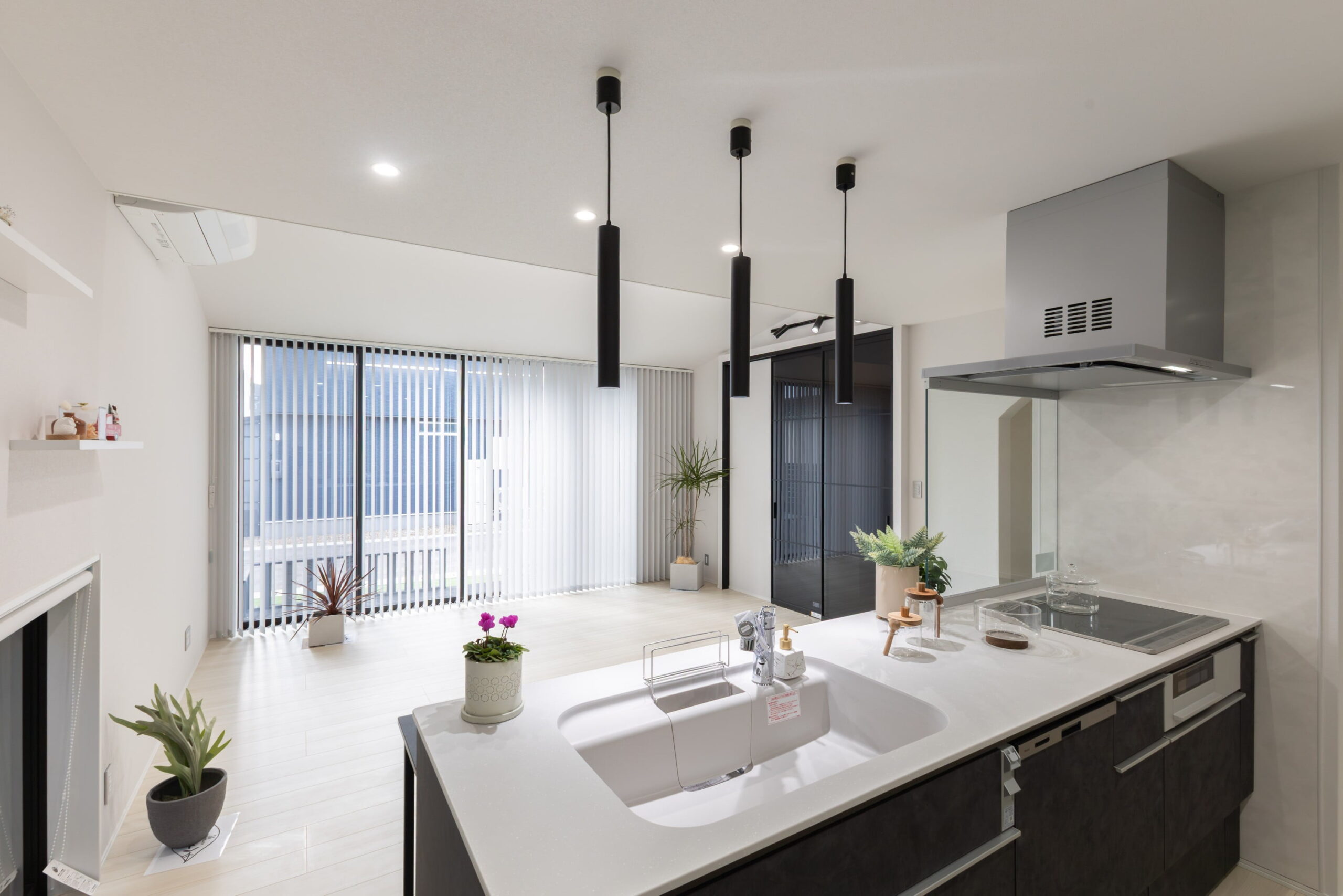 こもり感が心地よいLDKヌックのある平屋