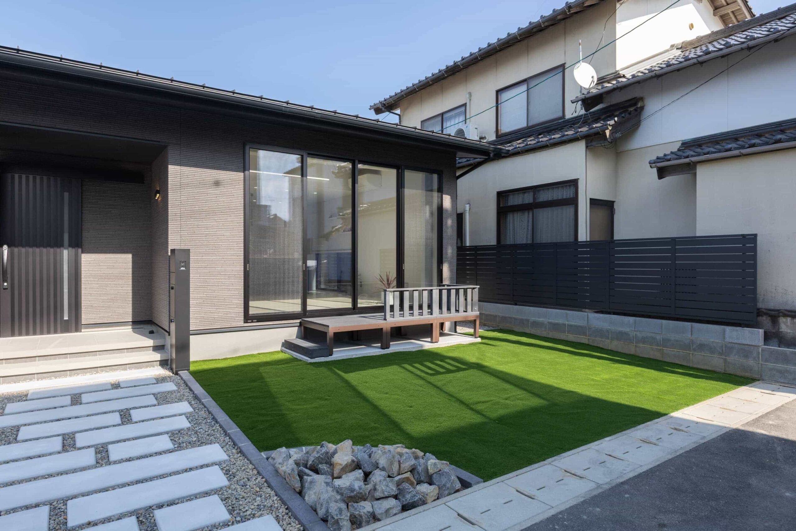 こもり感が心地よいLDKヌックのある平屋