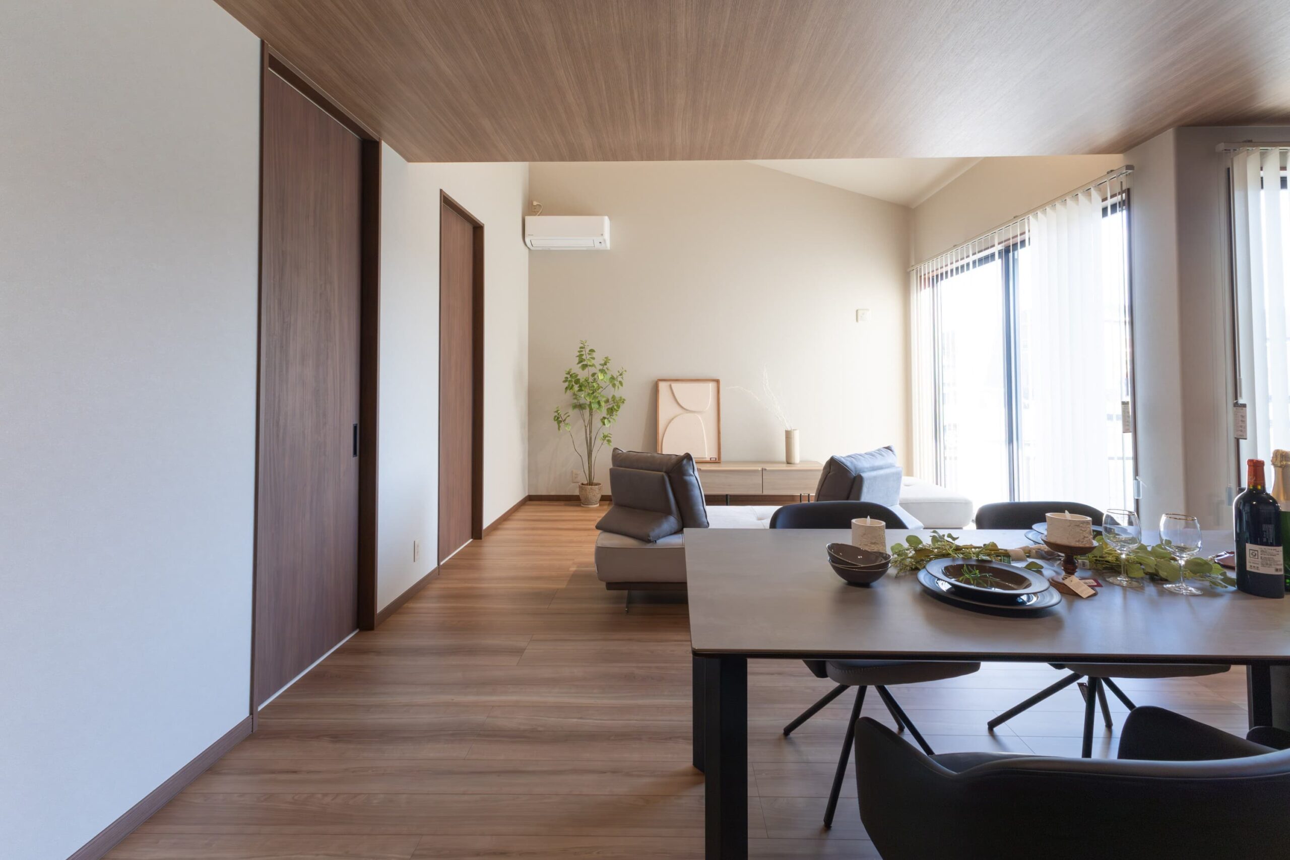 木のぬくもりを感じるくつろぎの平屋