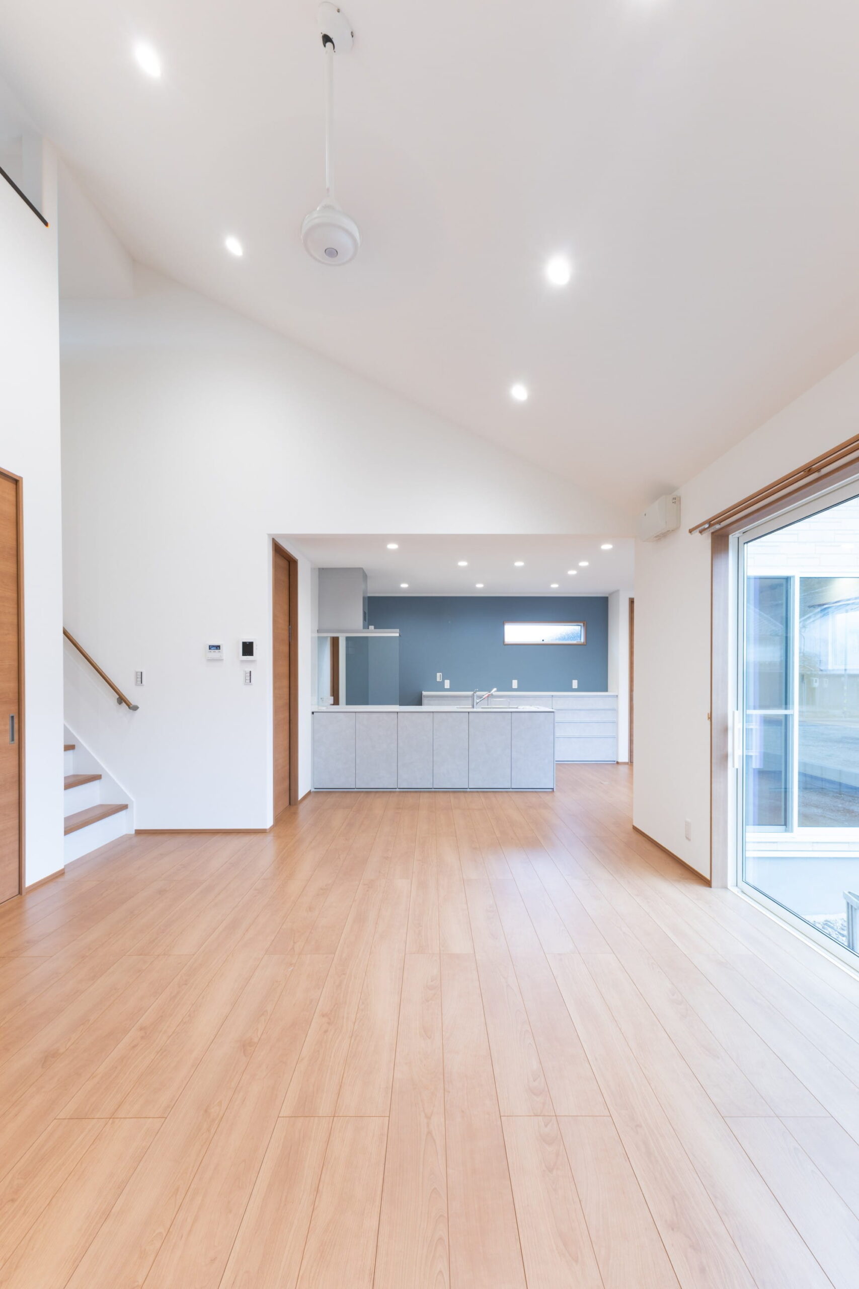 開放感とつながりを楽しむ平屋