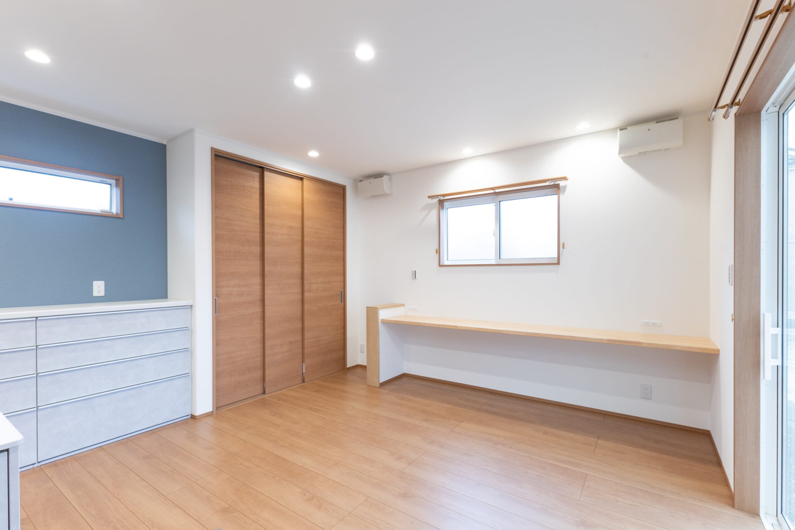 開放感とつながりを楽しむ平屋