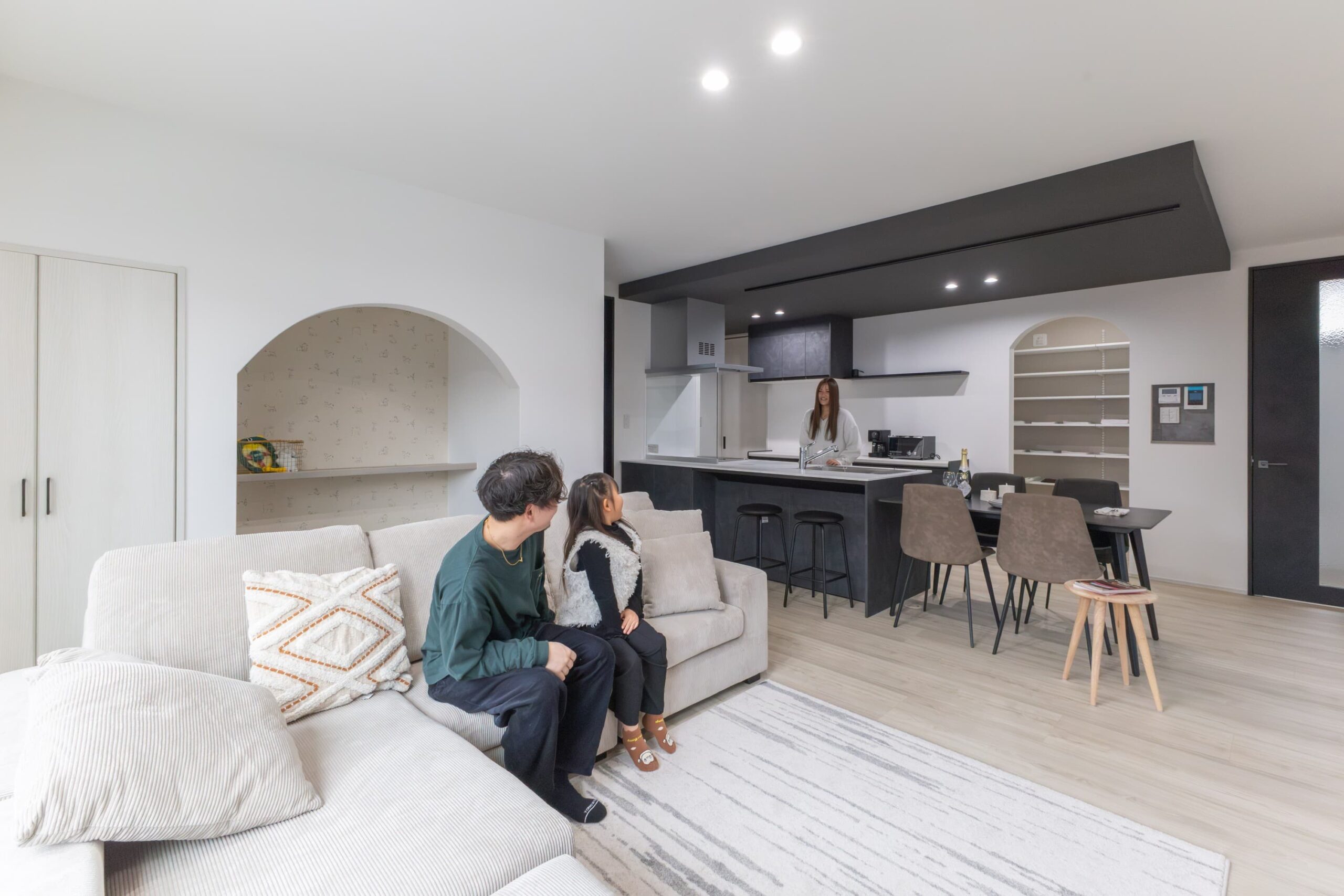 たっぷり収納と効率動線でラクに暮らせる家