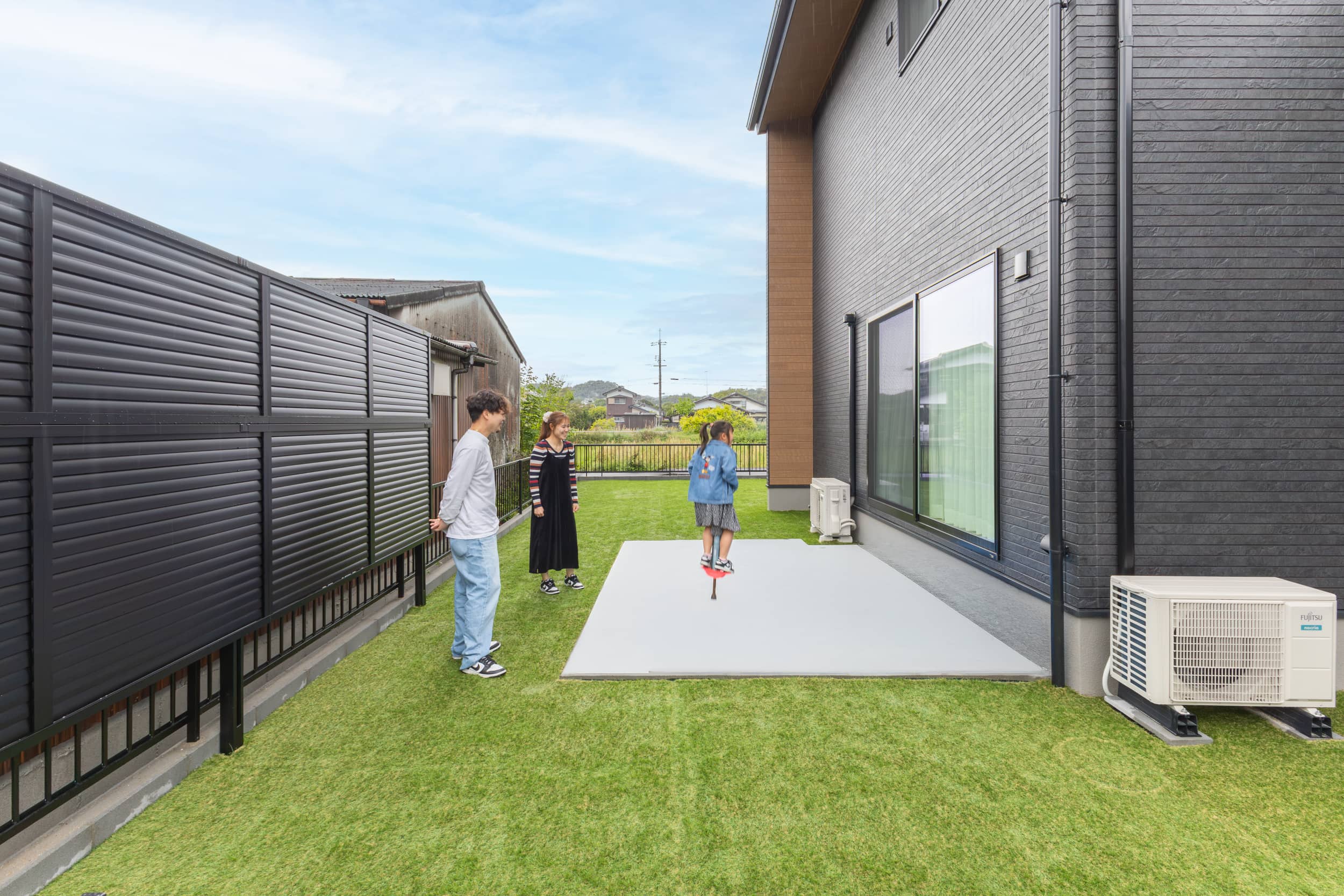 たっぷり収納と効率動線でラクに暮らせる家