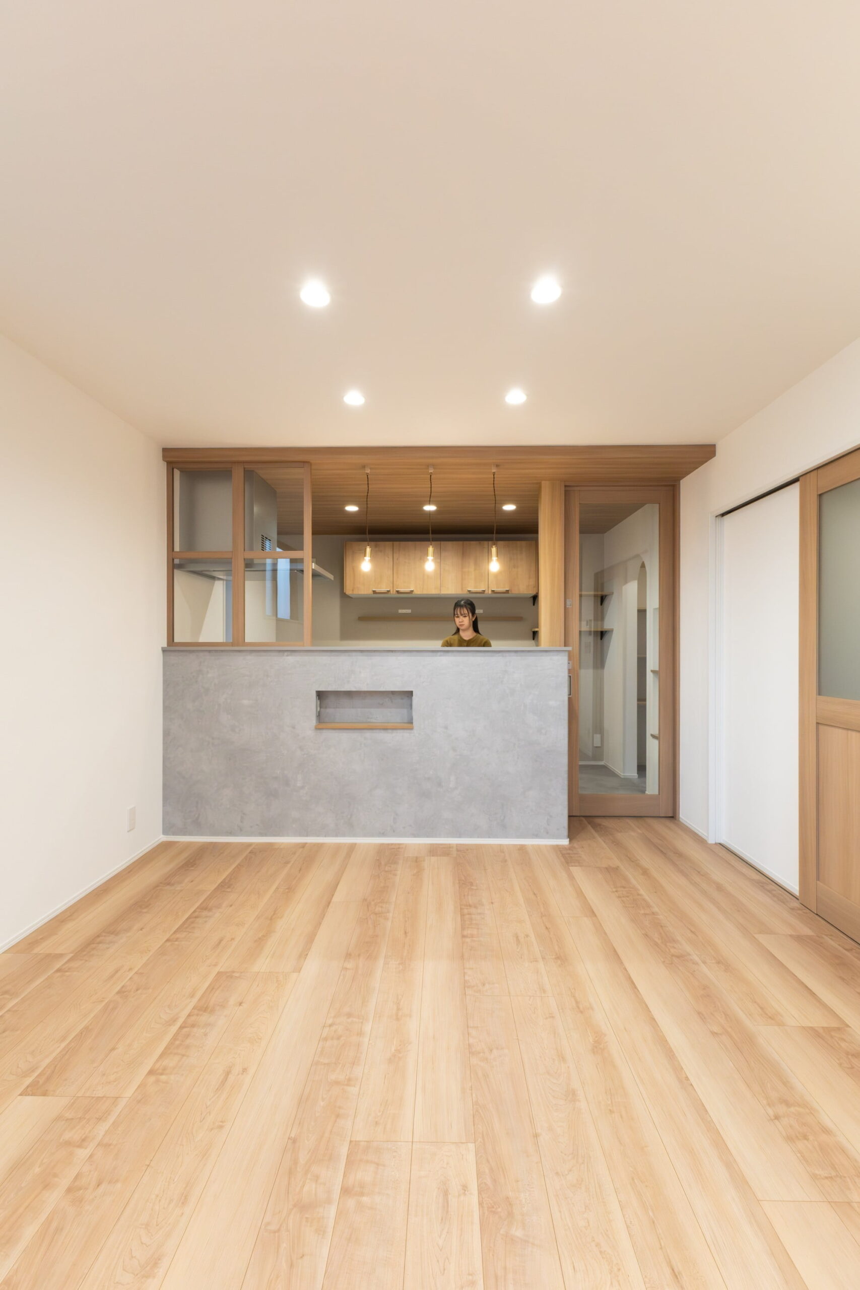 木に包まれたカフェライクなお家