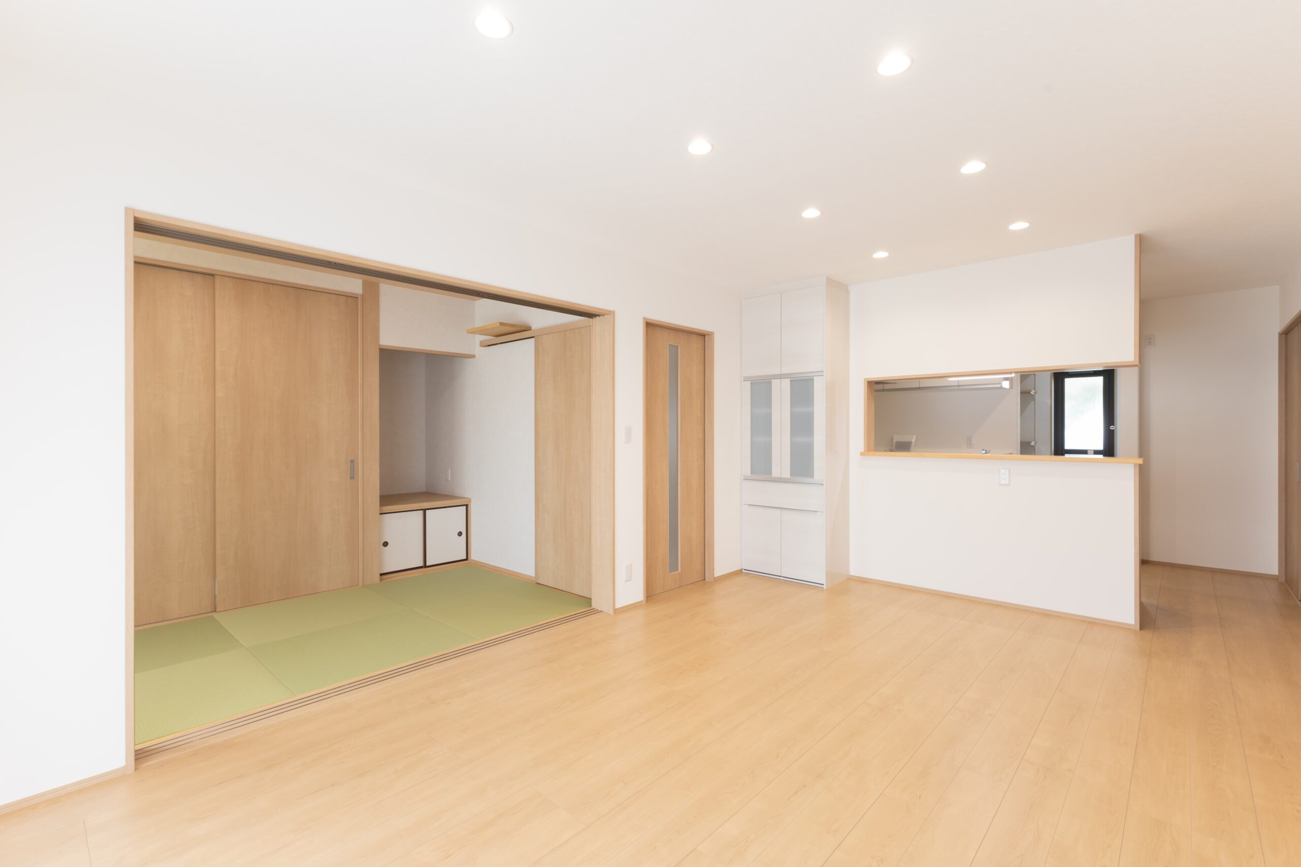  二世帯住宅で後悔しないために完全分離型が選ばれる理由と成功のポイント   アイフルホーム | イワナミ 岩国市柳井市益田市浜田市の注文住宅