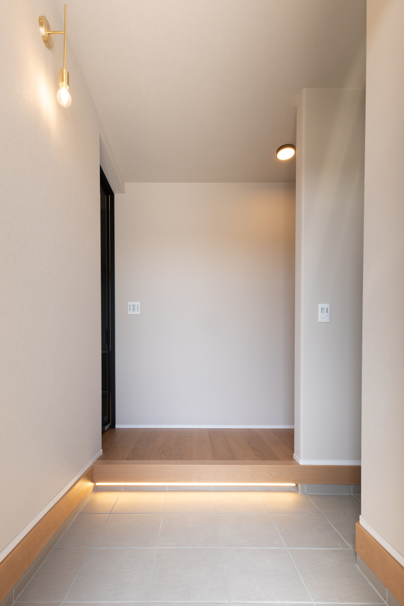 光と動線で整う30坪の平屋