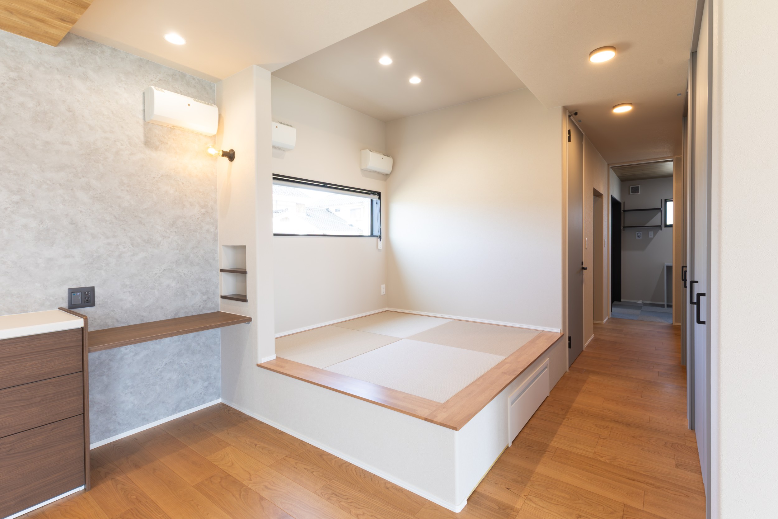 光と動線で整う30坪の平屋