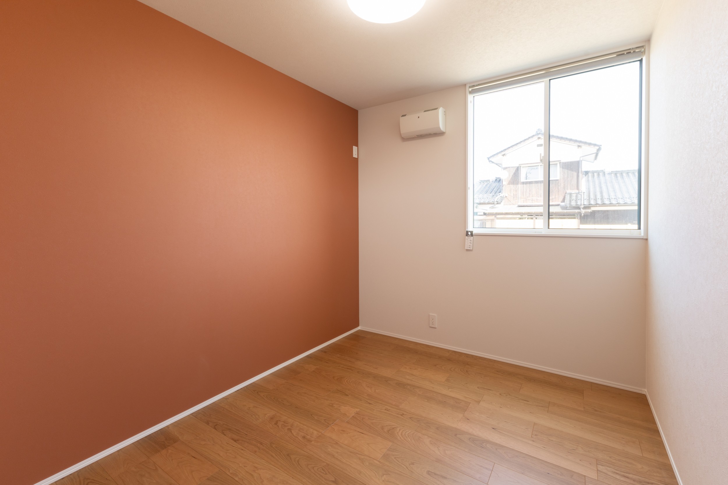 光と動線で整う30坪の平屋