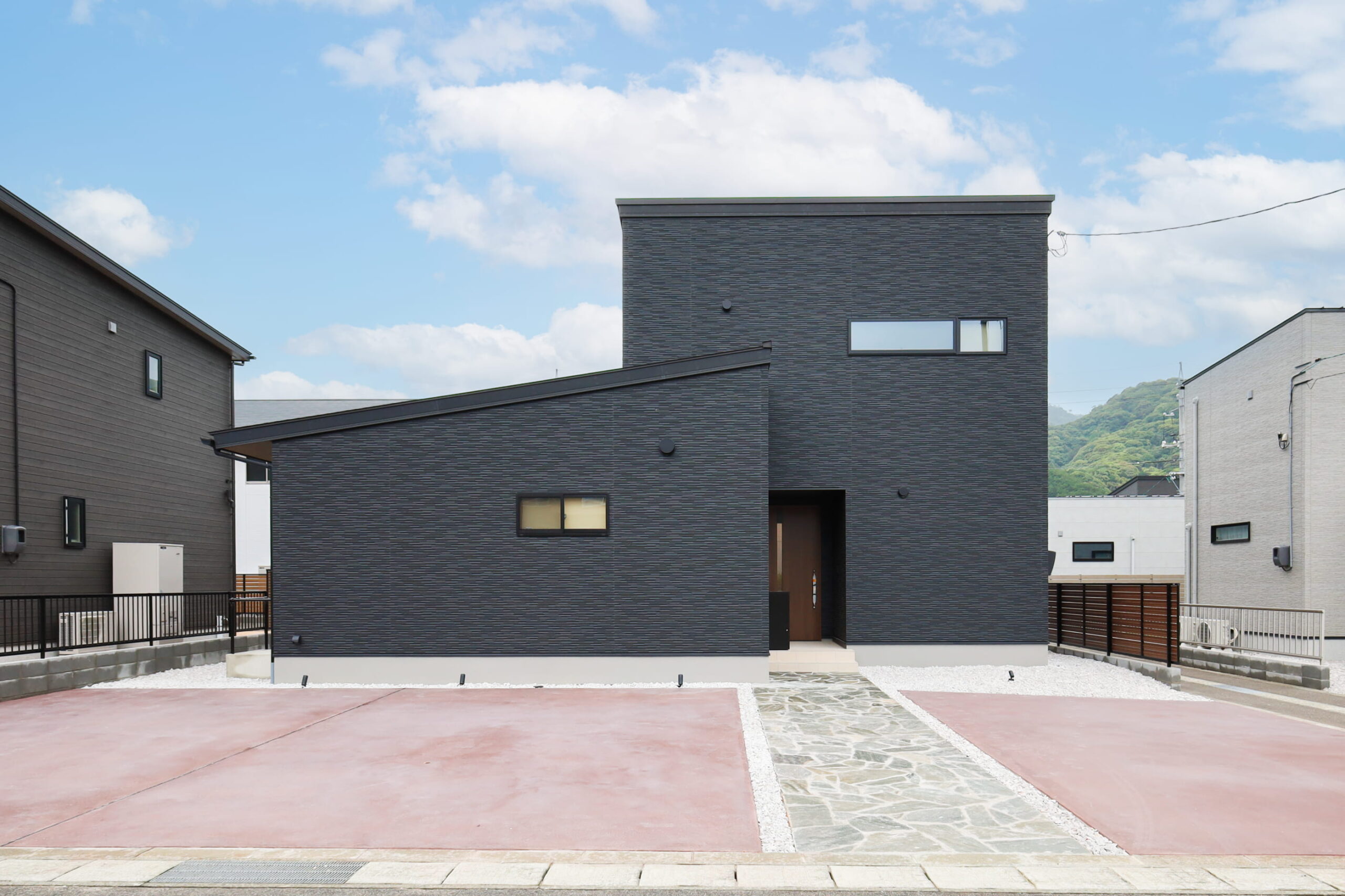 将来も安心！平屋のように暮らせる1階完結の間取りの家