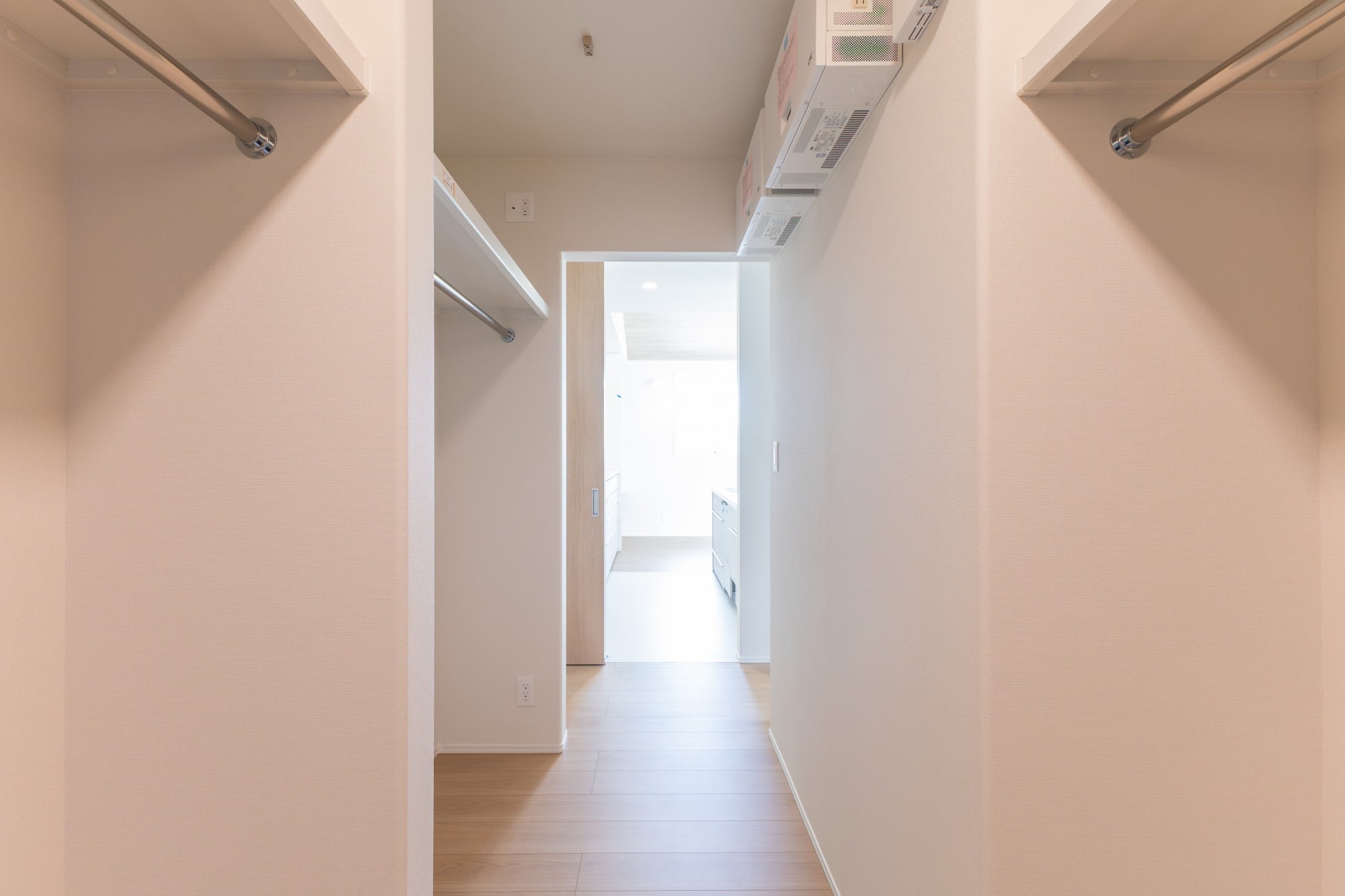 家族の時間を大切にする、家事ラクと開放感を叶えた住まい